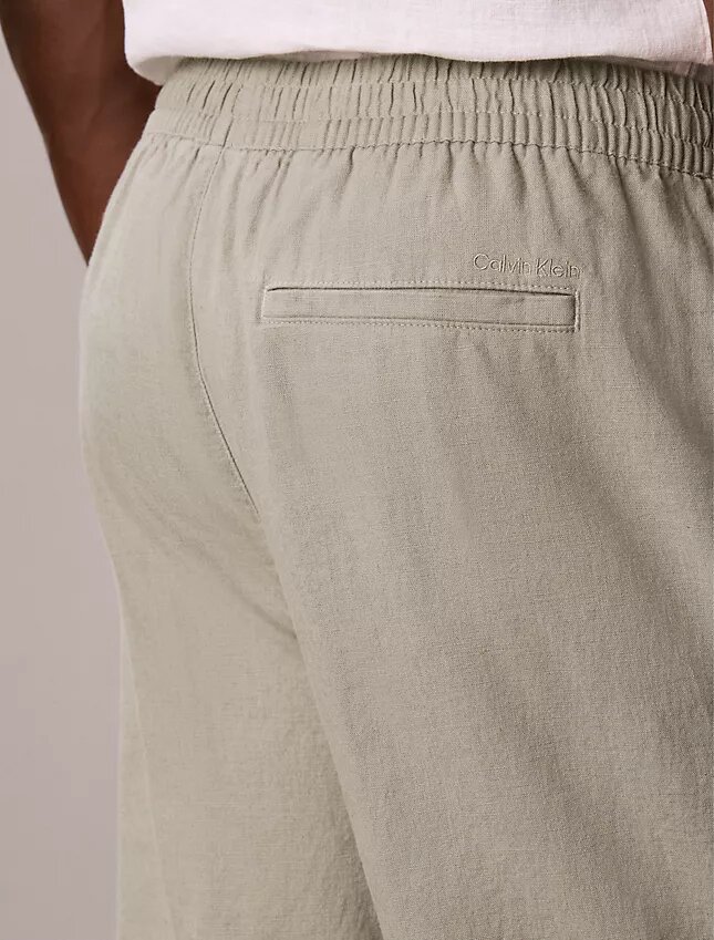 Plissierte Pull-On-Hose aus Leinenmischung Plissierte Pull-On-Hose aus Leinenmischung