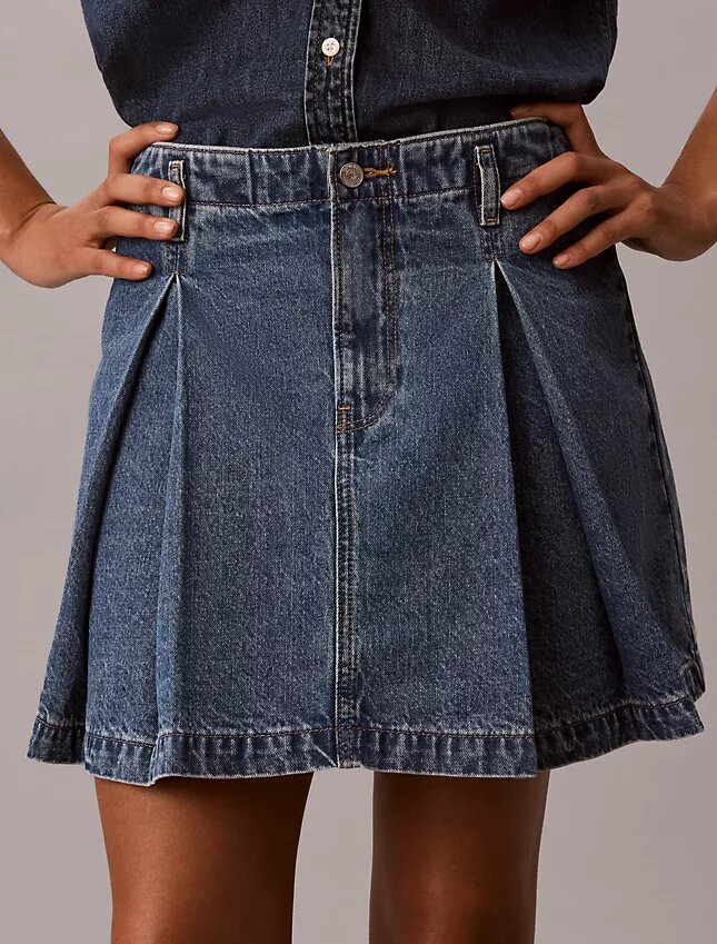 Plissierter Denim-Minirock Plissierter Denim-Minirock