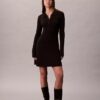 Polo-Mini-Kleid aus Baumwollripp mit V-Ausschnitt Polo-Mini-Kleid aus Baumwollripp mit V-Ausschnitt