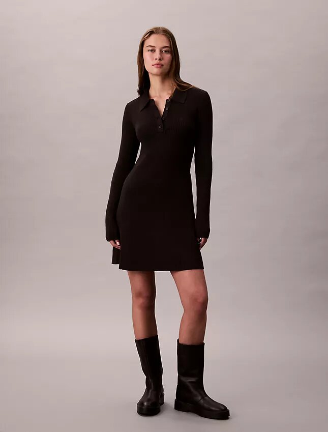 Polo-Mini-Kleid aus Baumwollripp mit V-Ausschnitt Polo-Mini-Kleid aus Baumwollripp mit V-Ausschnitt