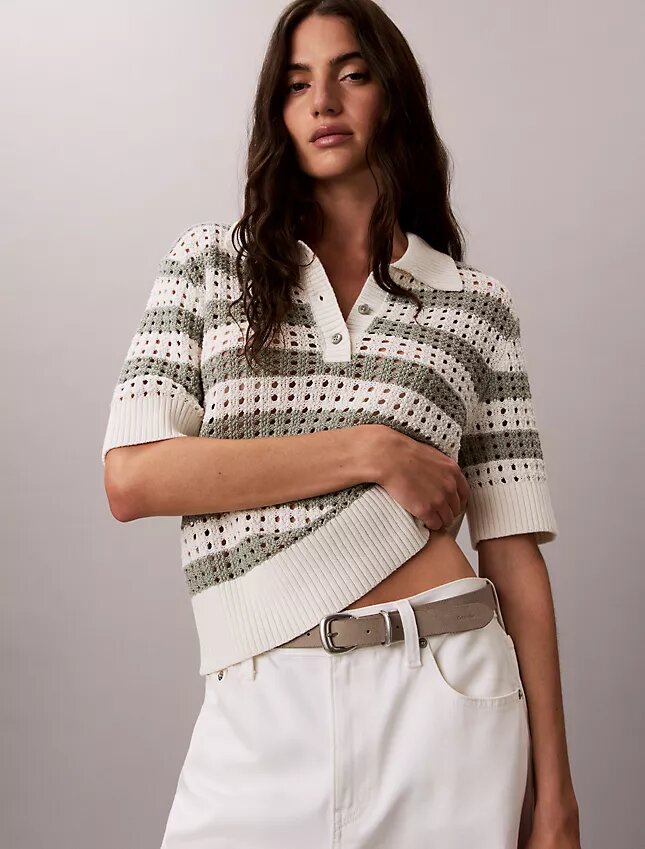 Polo-Shirt aus offenem Strick Polo-Shirt aus offenem Strick