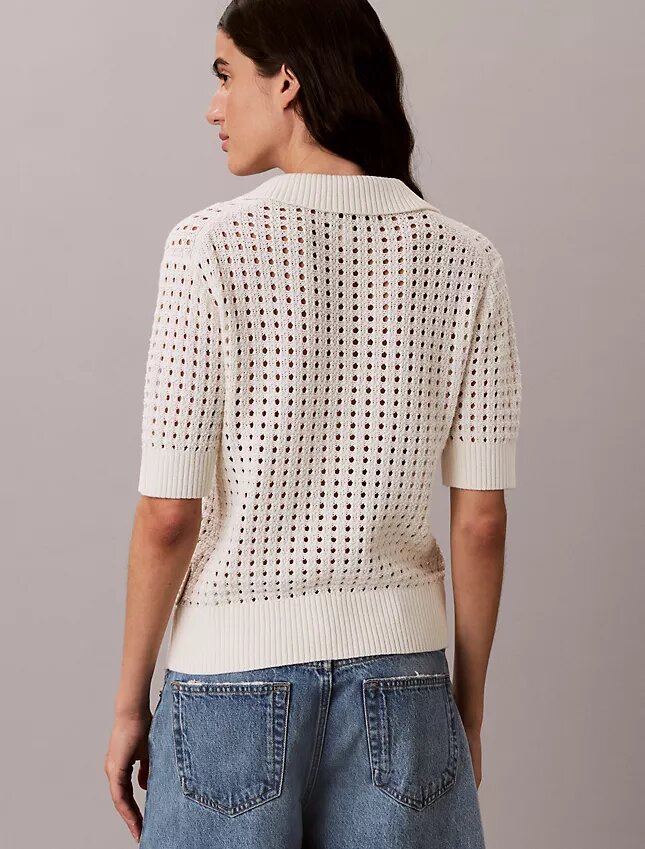 Polo-Shirt aus offenem Strick Polo-Shirt aus offenem Strick