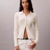 Polo-Strickjacke aus glatter Baumwollrippe Polo-Strickjacke aus glatter Baumwollrippe