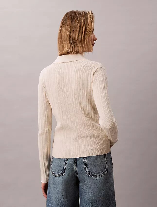 Polo-Strickjacke aus glatter Baumwollrippe Polo-Strickjacke aus glatter Baumwollrippe