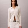 Polo-Strickjacke aus glatter Baumwollrippe Polo-Strickjacke aus glatter Baumwollrippe
