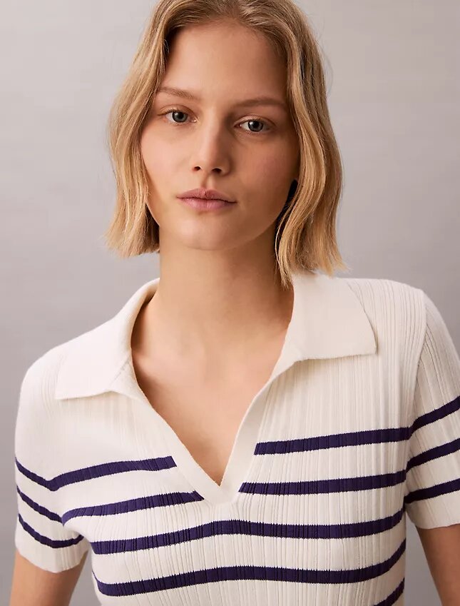 Polo-T-Shirt aus glattem Baumwollrippstoff Polo-T-Shirt aus glattem Baumwollrippstoff