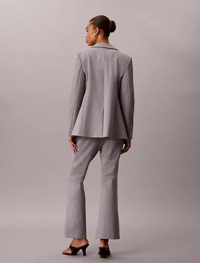 Ponte-Hose mit ausgestelltem Bein Ponte-Hose mit ausgestelltem Bein