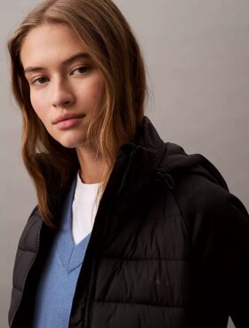 Pufferjacke aus verschiedenen Materialien