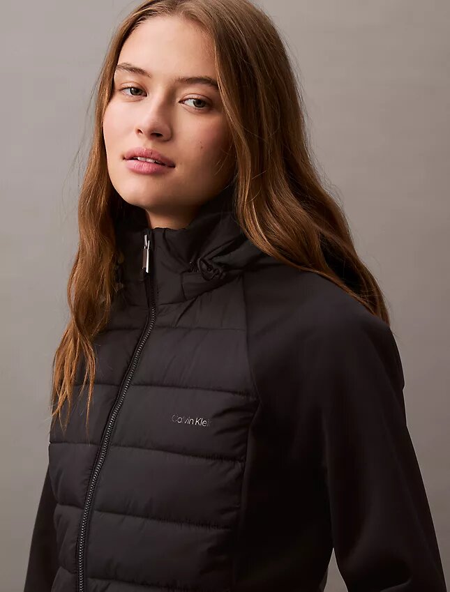 Pufferjacke aus verschiedenen Materialien Pufferjacke aus verschiedenen Materialien