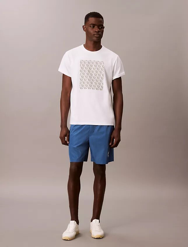 Pull-On-Shorts mit Monogram-Grafik Pull-On-Shorts mit Monogram-Grafik