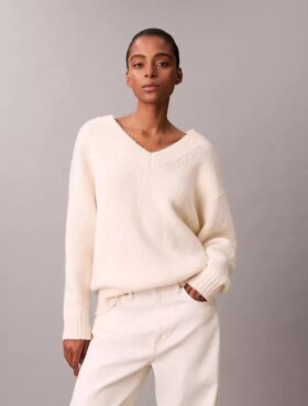Pullover aus Bouclé-Mischung mit V-Ausschnitt