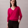 Pullover aus Merinowolle mit V-Ausschnitt Pullover aus Merinowolle mit V-Ausschnitt