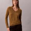 Pullover aus Merinowolle mit V-Ausschnitt Pullover aus Merinowolle mit V-Ausschnitt