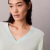 Pullover aus Merinowolle mit V-Ausschnitt Pullover aus Merinowolle mit V-Ausschnitt