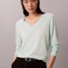 Pullover aus Merinowolle mit V-Ausschnitt Pullover aus Merinowolle mit V-Ausschnitt