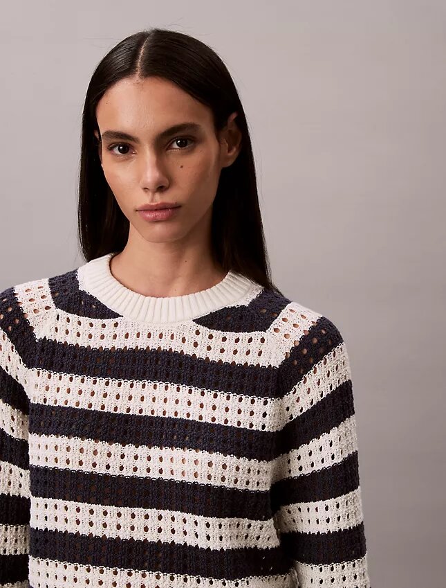 Pullover mit offenem Strickmuster Pullover mit offenem Strickmuster