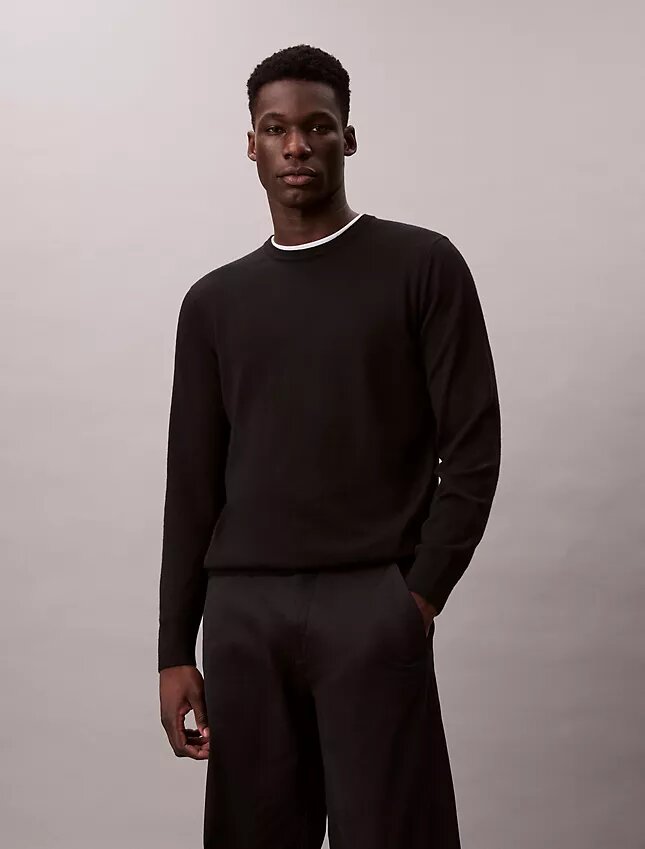 Pullover mit Rundhalsausschnitt aus extrafeiner Merinomischung Pullover mit Rundhalsausschnitt aus extrafeiner Merinomischung