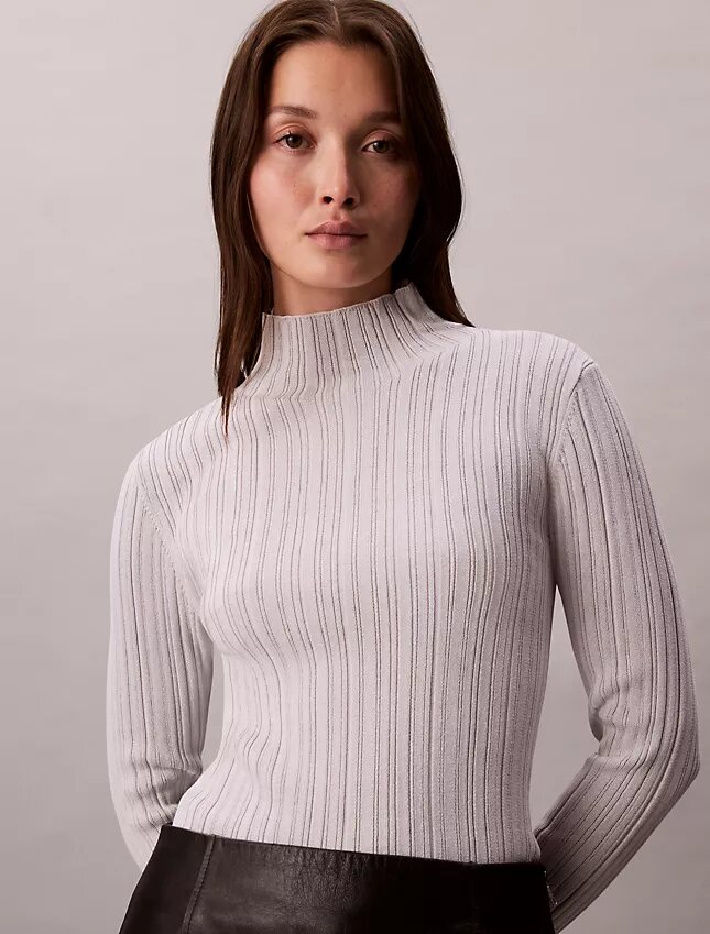 Pullover mit Stehkragen aus Viskosemischung Pullover mit Stehkragen aus Viskosemischung