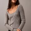 Pullover mit U-Ausschnitt und Rippstrick Pullover mit U-Ausschnitt und Rippstrick
