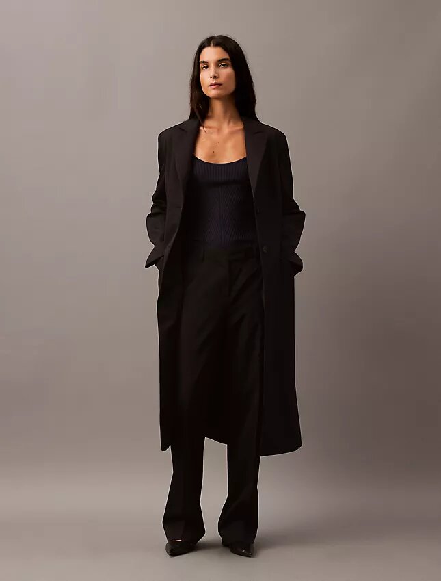 Pullover mit U-Ausschnitt und Rippstrick Pullover mit U-Ausschnitt und Rippstrick