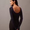 Pullover mit U-Ausschnitt und Rippstrick Pullover mit U-Ausschnitt und Rippstrick