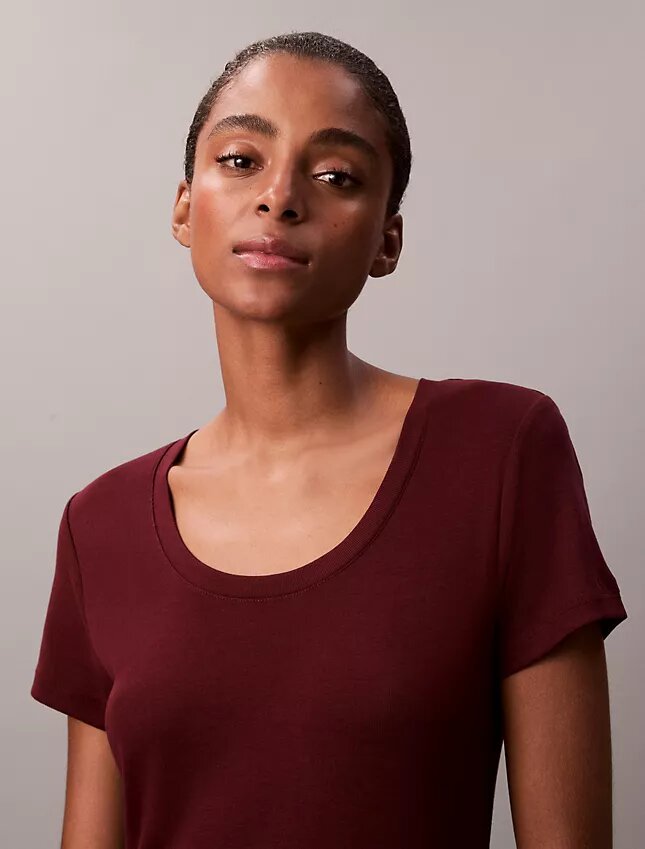 Raffiniertes Midi-Kleid aus Baumwolle Raffiniertes Midi-Kleid aus Baumwolle