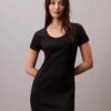 Raffiniertes Midi-Kleid aus Baumwolle Raffiniertes Midi-Kleid aus Baumwolle