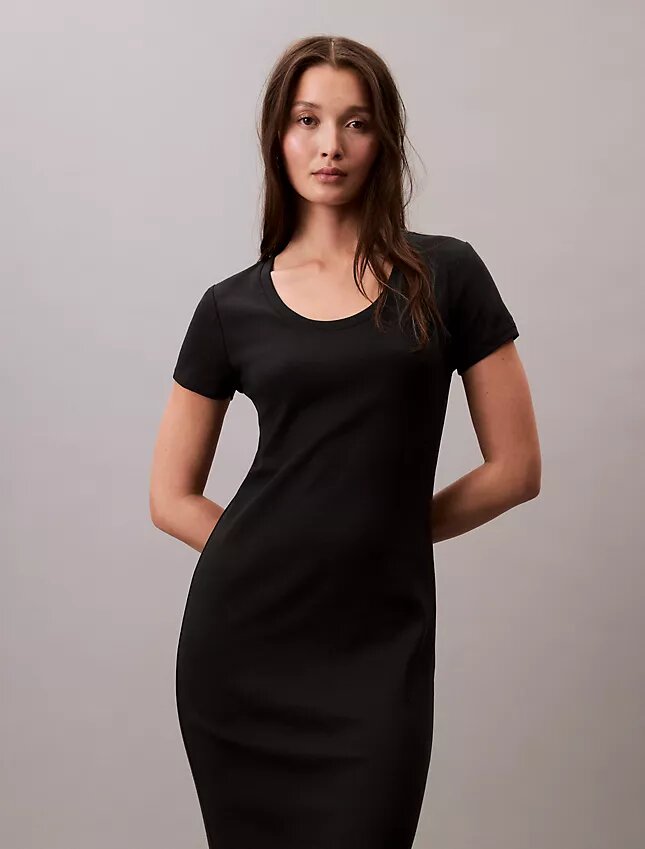 Raffiniertes Midi-Kleid aus Baumwolle Raffiniertes Midi-Kleid aus Baumwolle