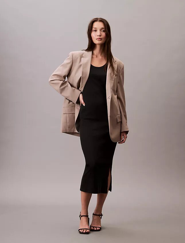 Raffiniertes Midi-Kleid aus Baumwolle Raffiniertes Midi-Kleid aus Baumwolle