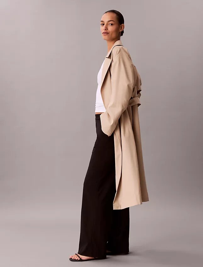 Reisehose aus Stretch-Crêpe Reisehose aus Stretch-Crêpe