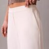 Reisehose aus Stretch-Crêpe Reisehose aus Stretch-Crêpe