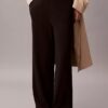 Reisehose aus Stretch-Crêpe Reisehose aus Stretch-Crêpe