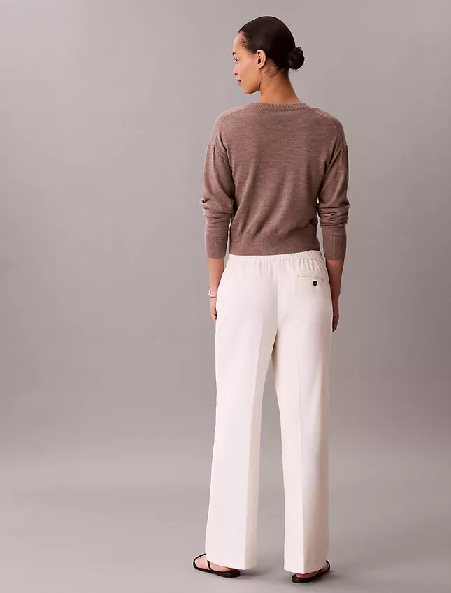 Reisehose aus Stretch-Crêpe Reisehose aus Stretch-Crêpe