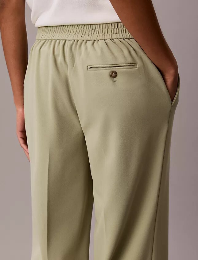 Reisehose aus Stretch-Crêpe Reisehose aus Stretch-Crêpe