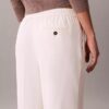 Reisehose aus Stretch-Crêpe Reisehose aus Stretch-Crêpe