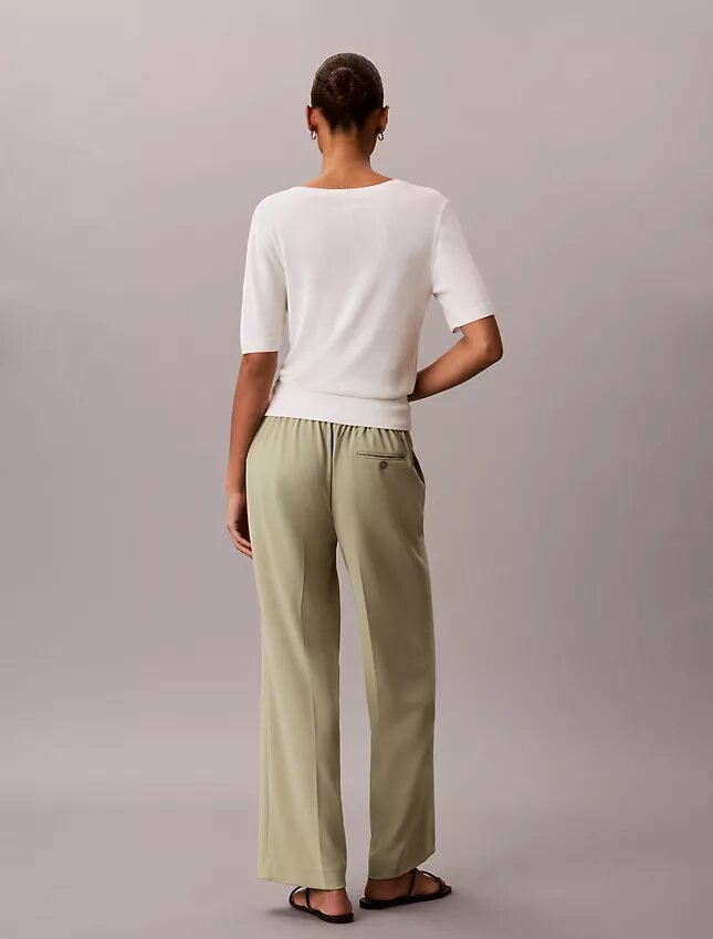 Reisehose aus Stretch-Crêpe Reisehose aus Stretch-Crêpe