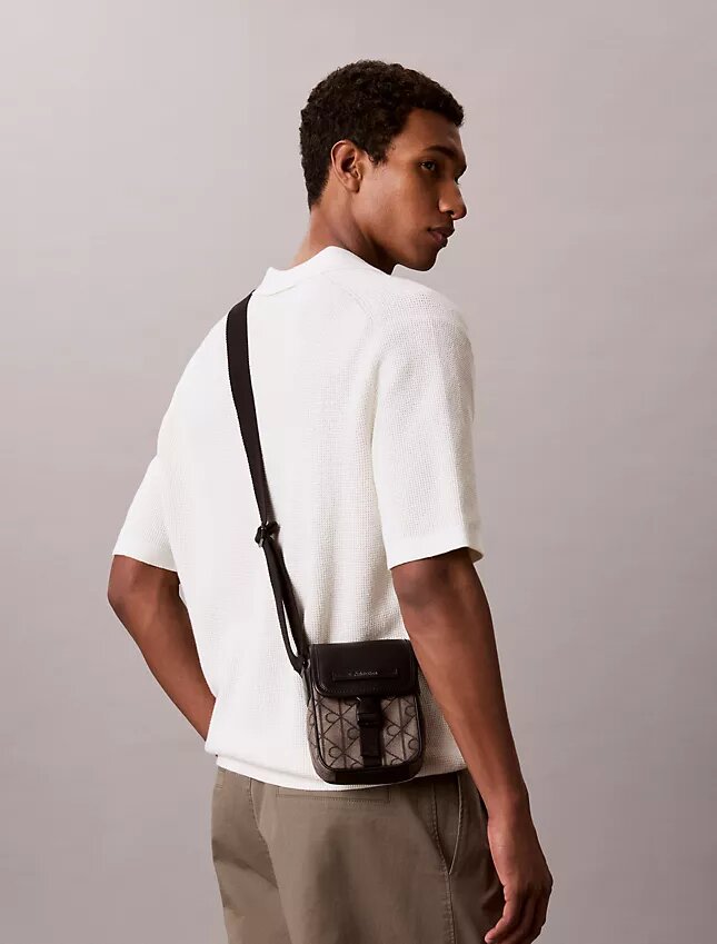 Reporter-Tasche mit Emblem-Jacquard Reporter-Tasche mit Emblem-Jacquard