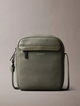 Reporter-Tasche mit genarter Oberfläche