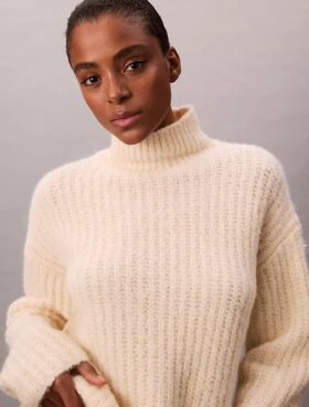 Ripp-Pullover mit weitem Rollkragen