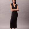 Ärmelloses Midi-Strickkleid Ärmelloses Midi-Strickkleid
