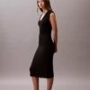 Ärmelloses Midi-Strickkleid Ärmelloses Midi-Strickkleid
