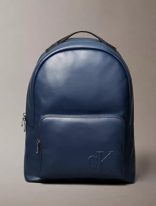 Rucksack mit geprägtem Monogram Rucksack mit geprägtem Monogram