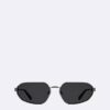 Schlanke Sonnenbrille aus Metall in modifizierter Rechteckform Schlanke Sonnenbrille aus Metall in modifizierter Rechteckform