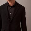Schmal geschnittener Blazer aus Wollgabardine Schmal geschnittener Blazer aus Wollgabardine