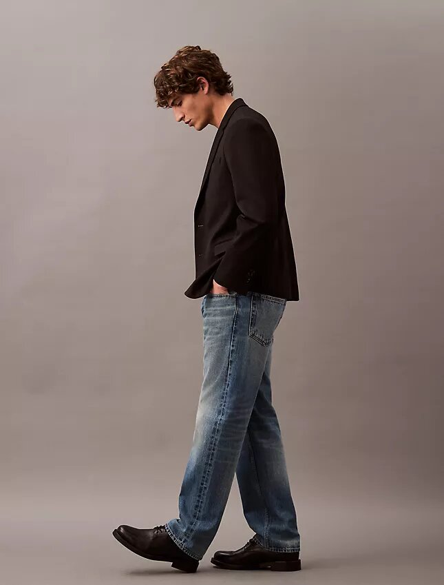 Schmal geschnittener Blazer aus Wollgabardine Schmal geschnittener Blazer aus Wollgabardine