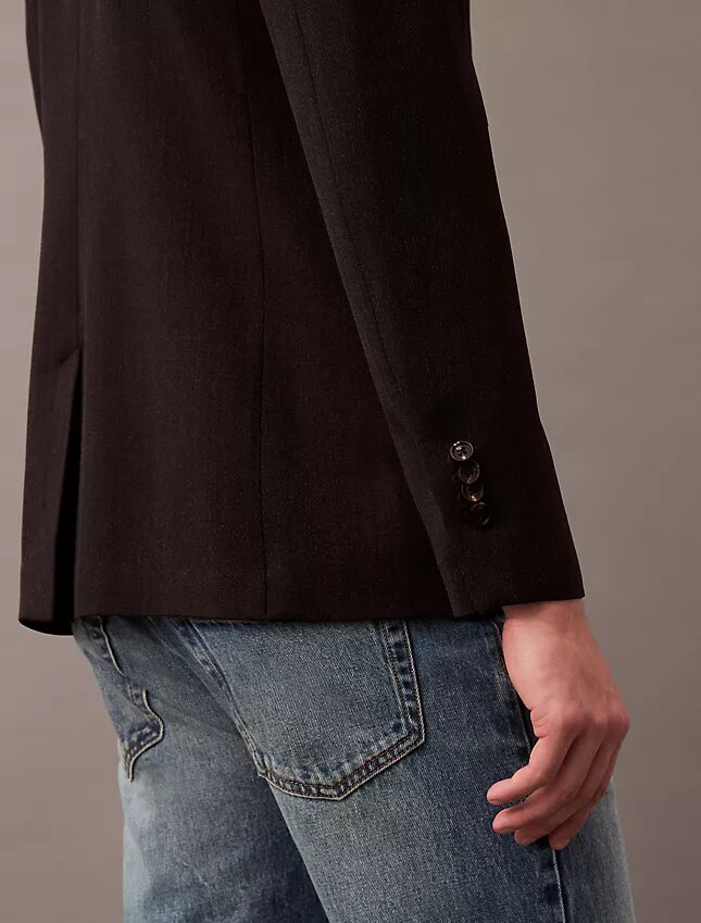 Schmal geschnittener Blazer aus Wollgabardine Schmal geschnittener Blazer aus Wollgabardine