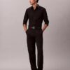 Schmal geschnittenes Stretch-Hemd mit Knopfleiste Schmal geschnittenes Stretch-Hemd mit Knopfleiste