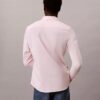 Schmal geschnittenes Stretch-Hemd mit Knopfleiste Schmal geschnittenes Stretch-Hemd mit Knopfleiste