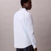 Schmal geschnittenes Stretch-Hemd mit Knopfleiste Schmal geschnittenes Stretch-Hemd mit Knopfleiste