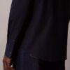 Schmal geschnittenes Stretch-Hemd mit Knopfleiste Schmal geschnittenes Stretch-Hemd mit Knopfleiste